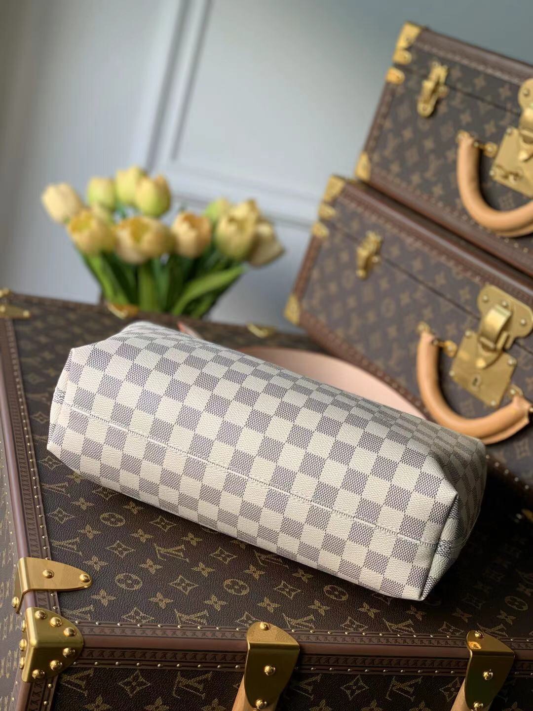 Louis Vuitton Graceful Handbags-35*30*11CM