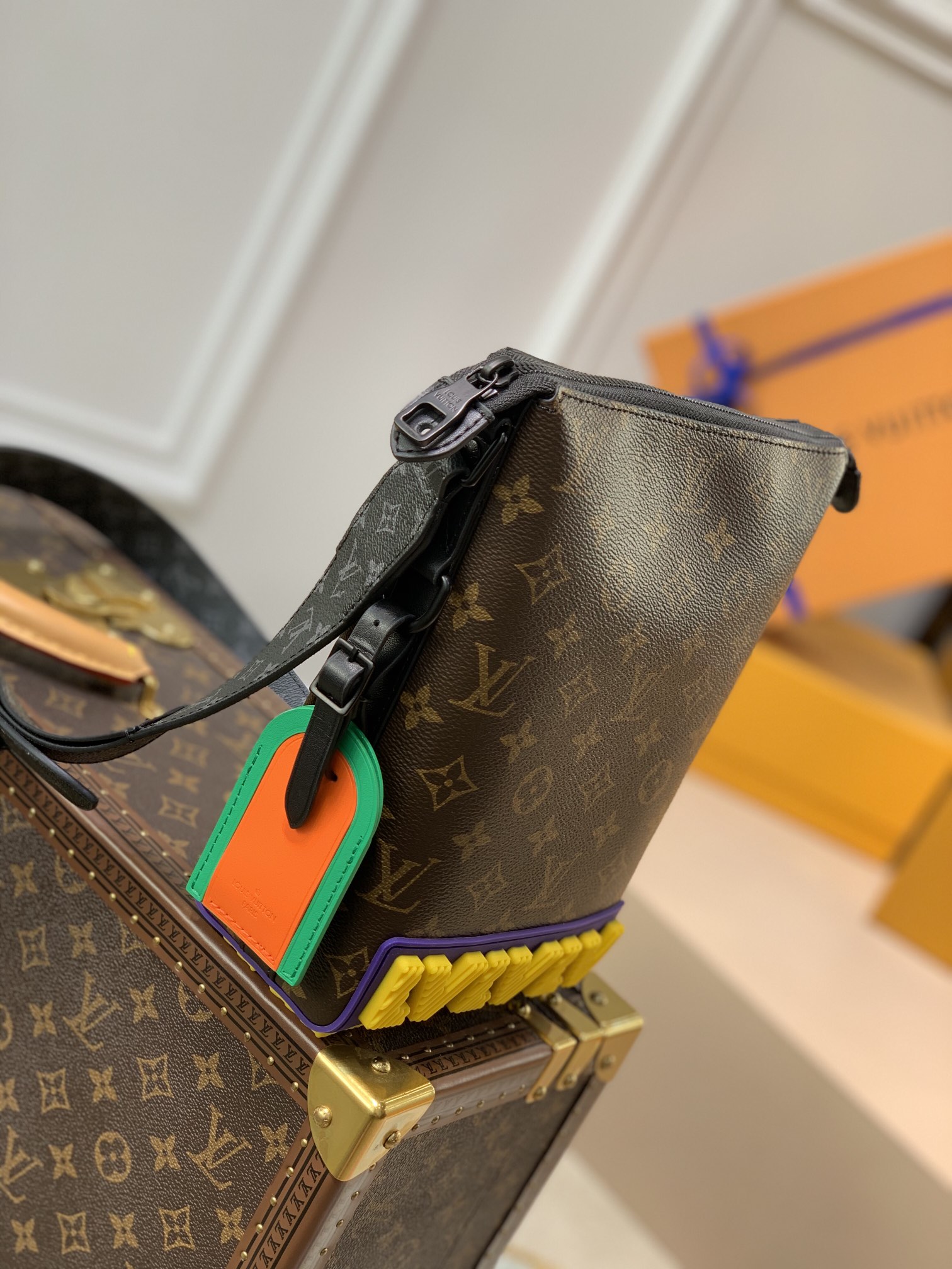 Louis Vuitton Cruiser Handbags-25*22.5*13CM