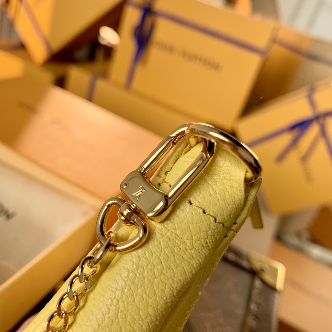 Louis Vuitton Mini Pochette Accessoires-15*9.5*3CM