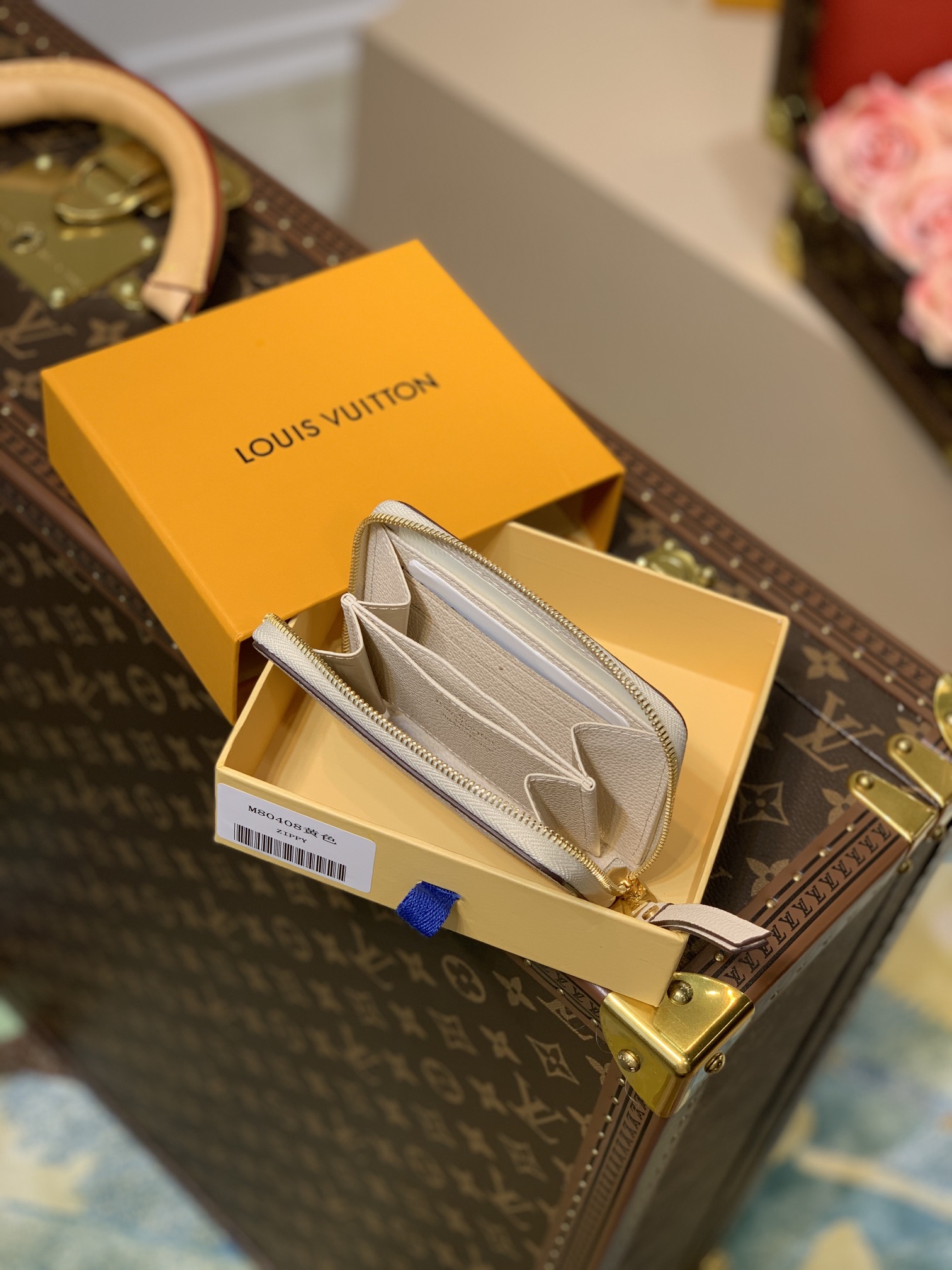 Louis Vuitton By The Pool Zippy Wallet-11*8.5*12CM