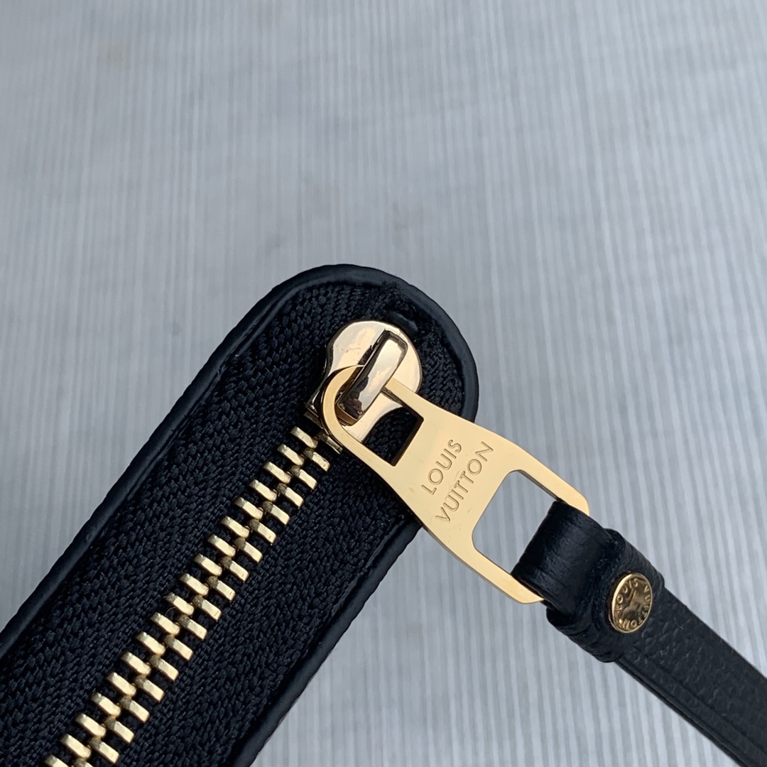Louis Vuitton Zippy Wallet-11*8.5*12CM