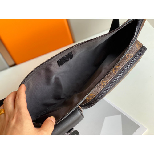 Louis Vuitton Bum Bag-37*14*13CM