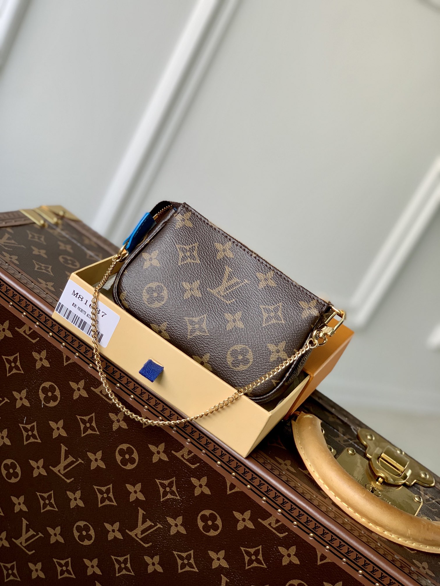 Louis Vuitton Mini Pochette Accessoires-15*9.5*3CM