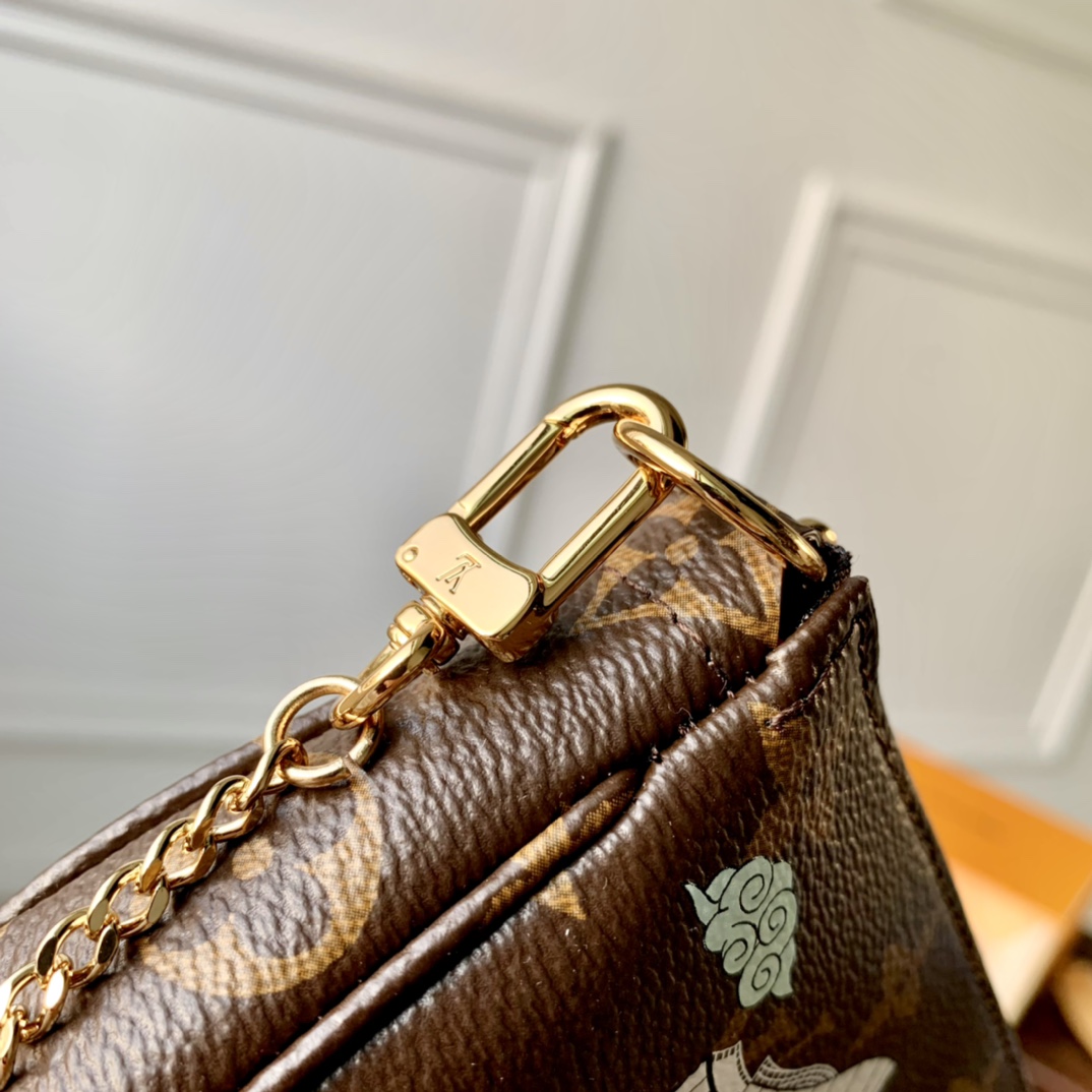 Louis Vuitton Mini Pochette Accessoires-15*9.5*3CM