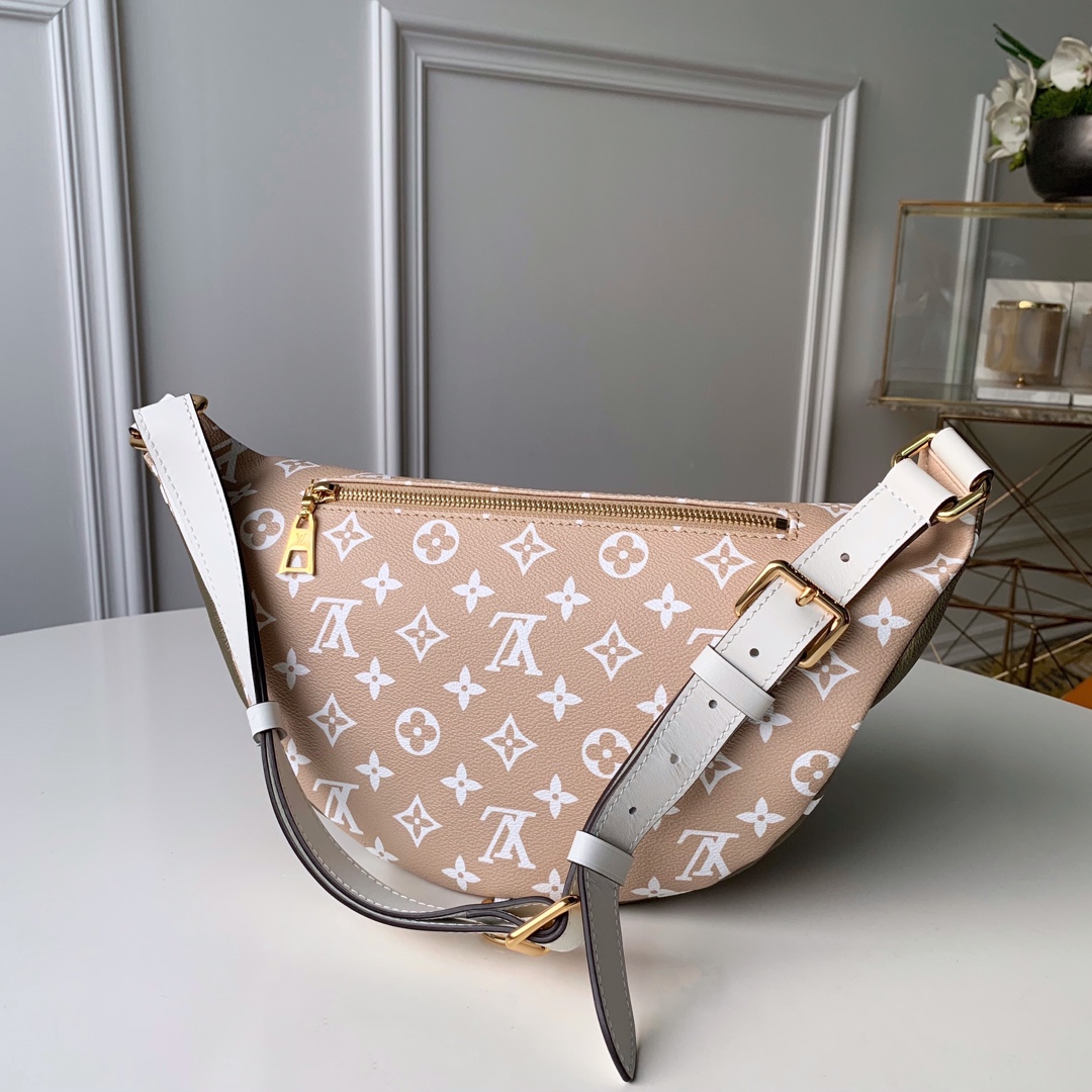 Louis Vuitton Bum Bag-37*14*13CM