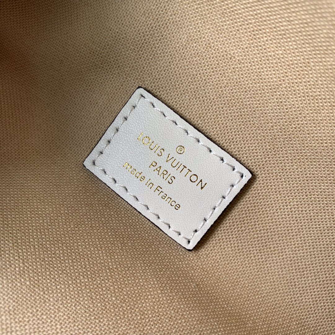 Louis Vuitton Bum Bag-37*14*13CM