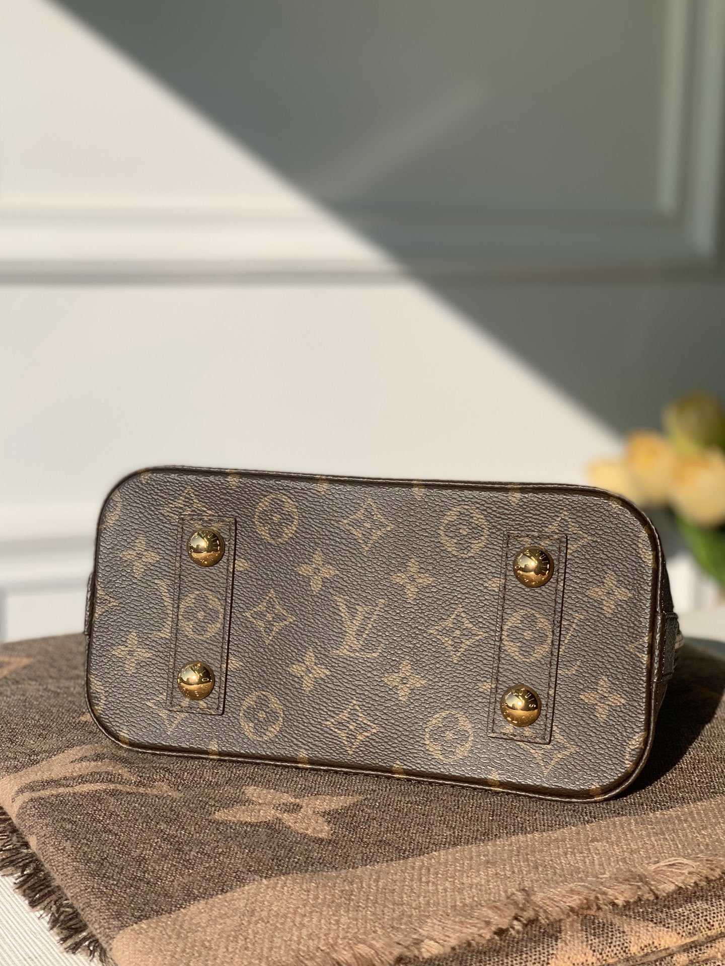 Louis Vuitton Alma BB-25*19*12CM