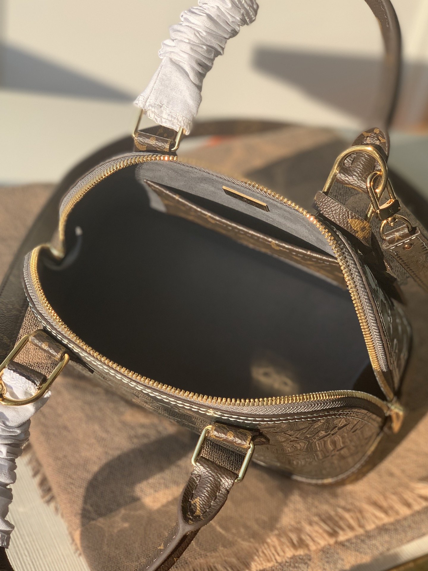 Louis Vuitton Alma BB-25*19*12CM