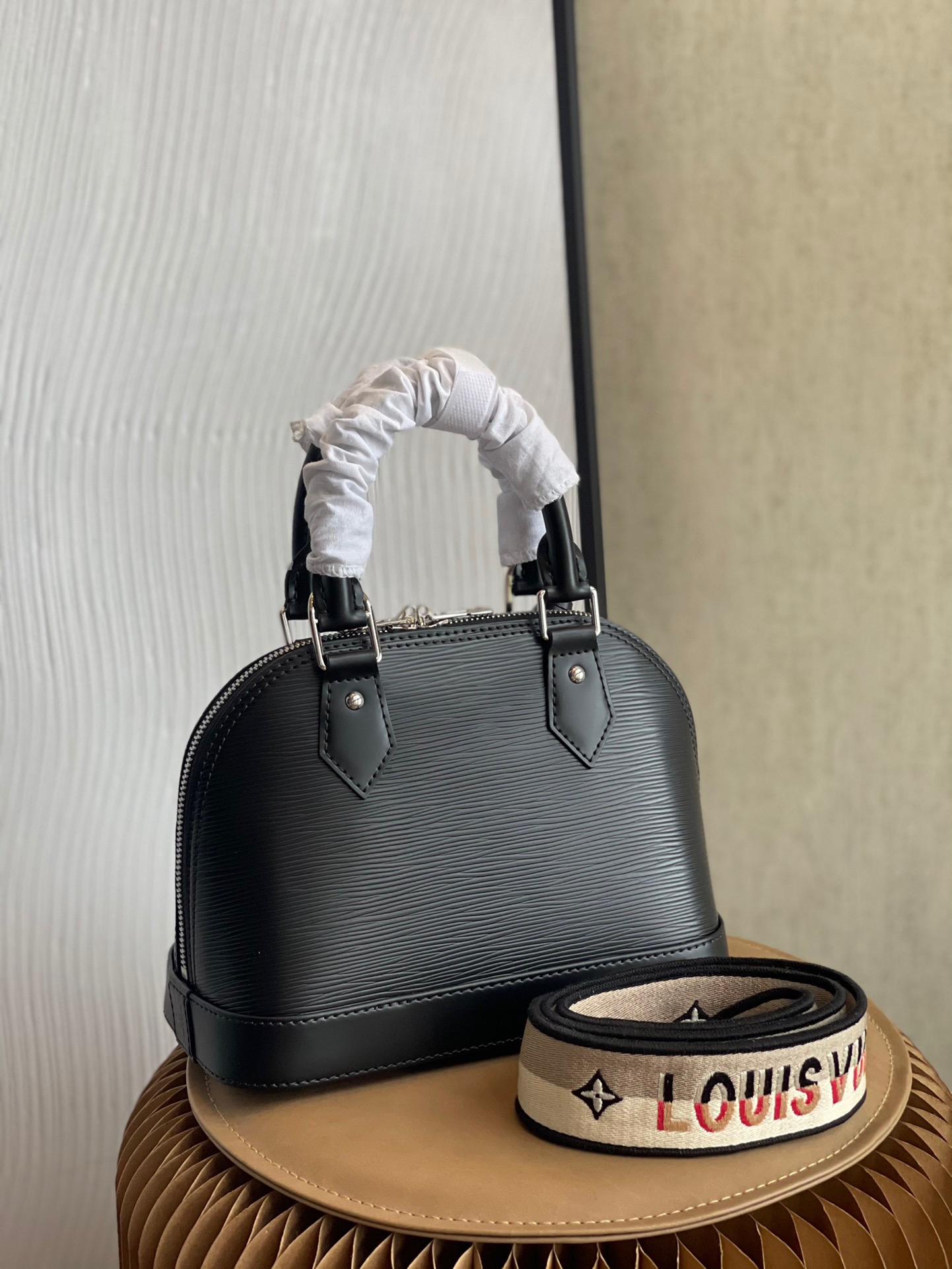 Louis Vuitton Alma BB-25*19*12CM