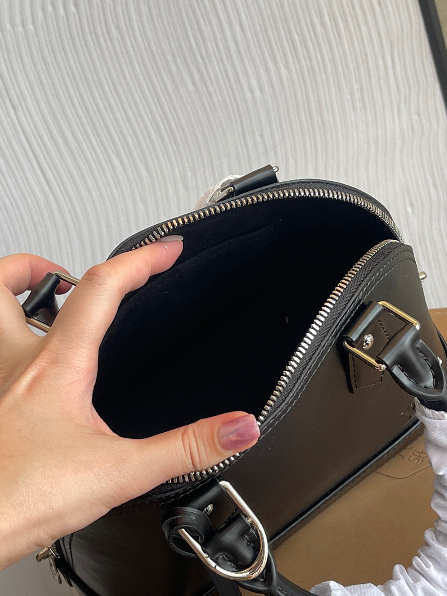 Louis Vuitton Alma BB-25*19*12CM