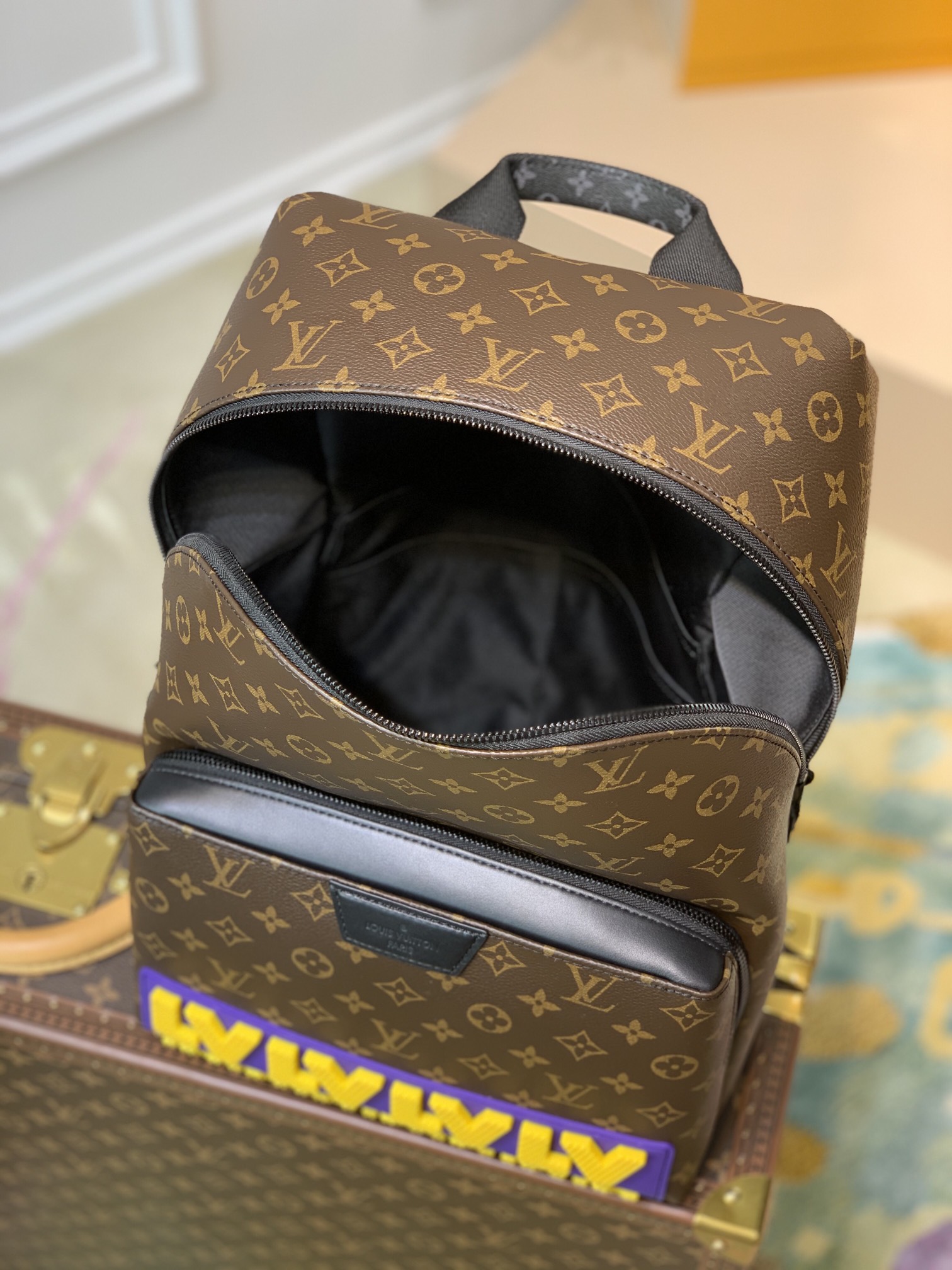 Louis Vuitton Discovery Backpsck-37*40*20 CM