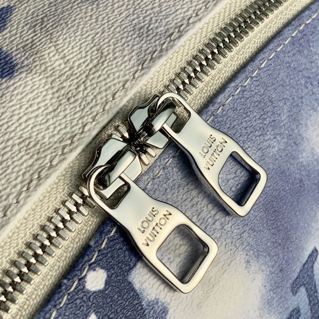 Louis Vuitton Discovery Backpsck-37*40*20 CM