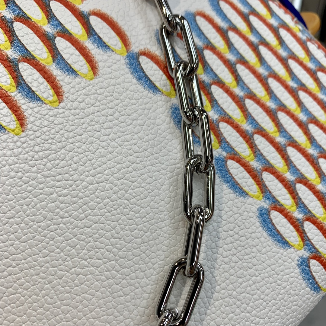 Louis Vuitton Racer Backpsck-33*41*18CM