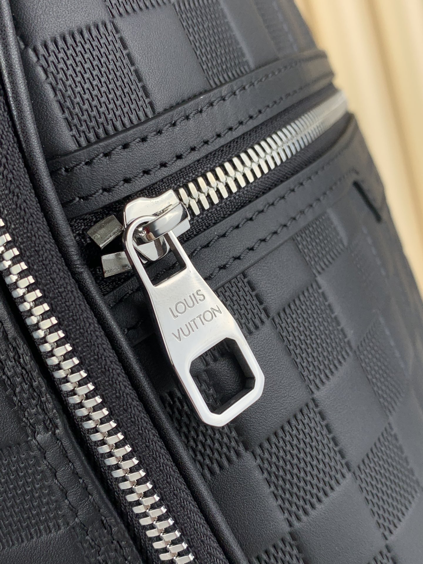 Louis Vuitton Michael Damier Infini Onyx Backpsck-29*42*13CM