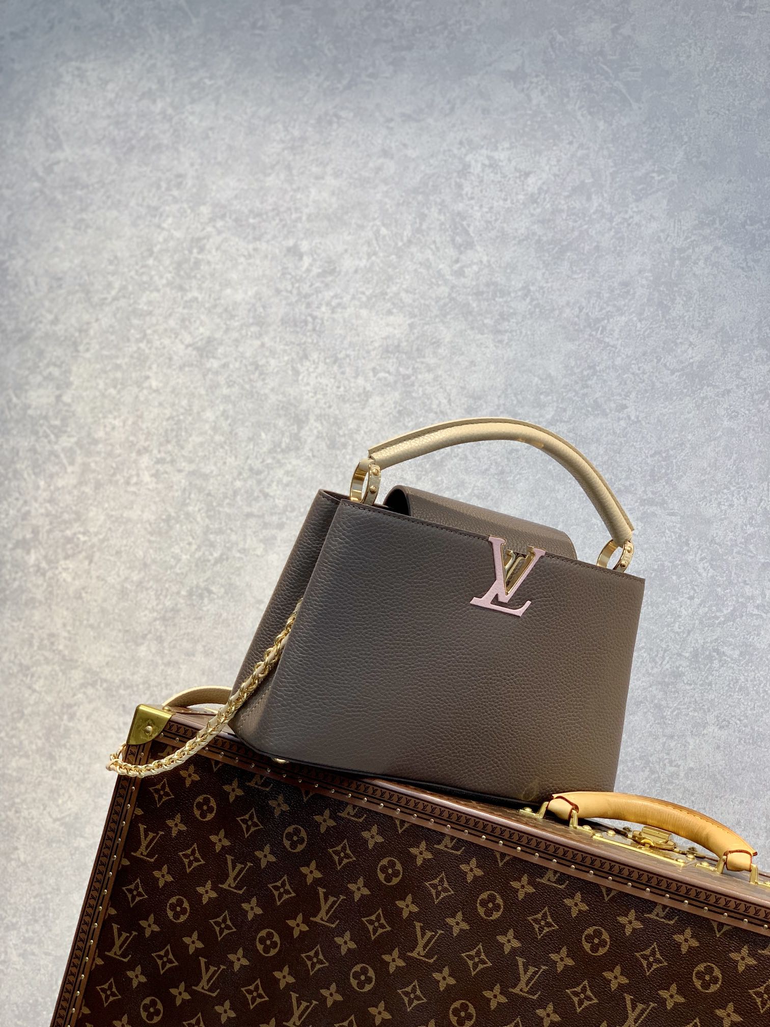 Louis Vuitton Capucines Bag-31.5*20*11CM