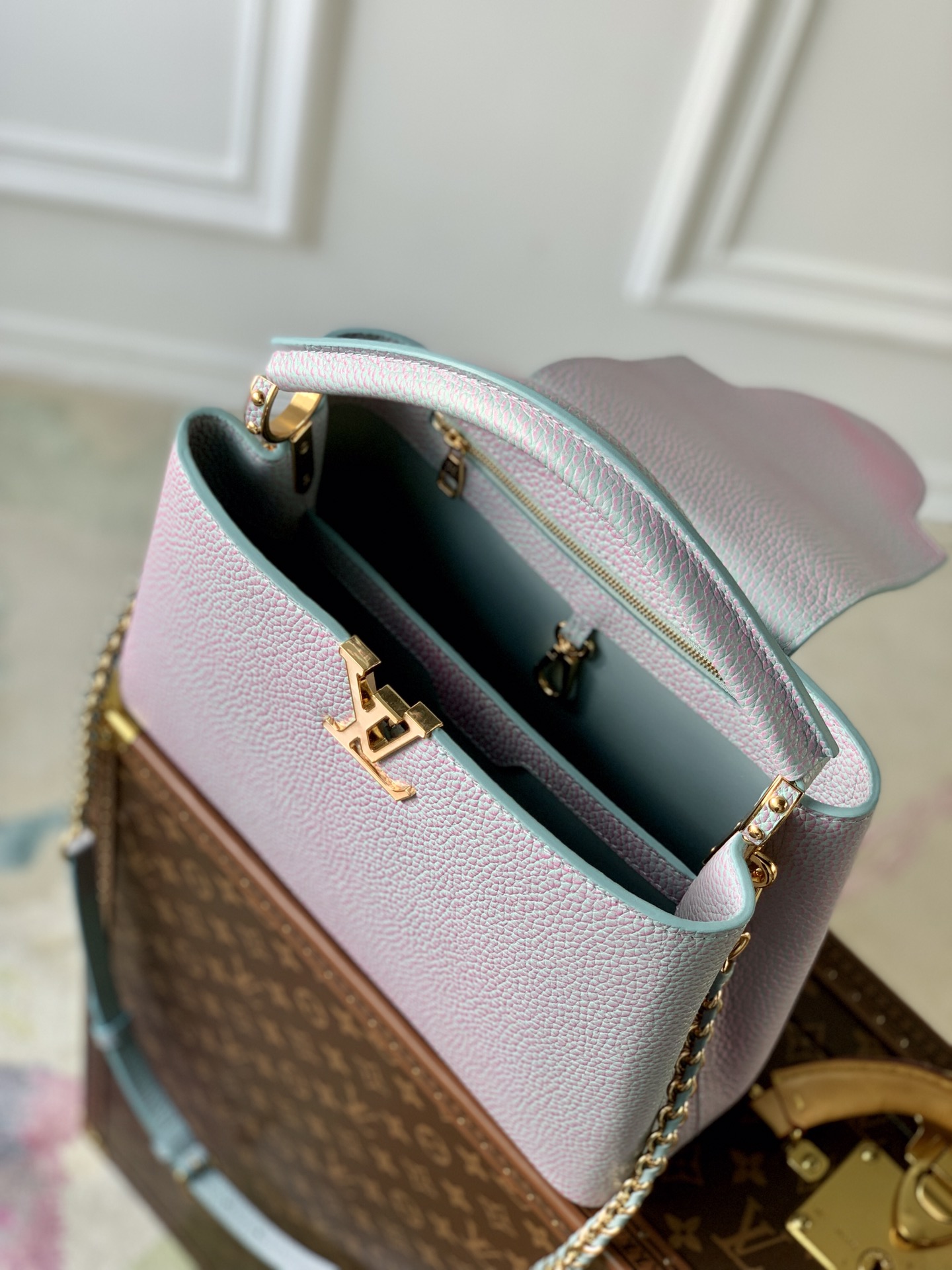 Louis Vuitton Capucines Bag-31.5*20*11CM