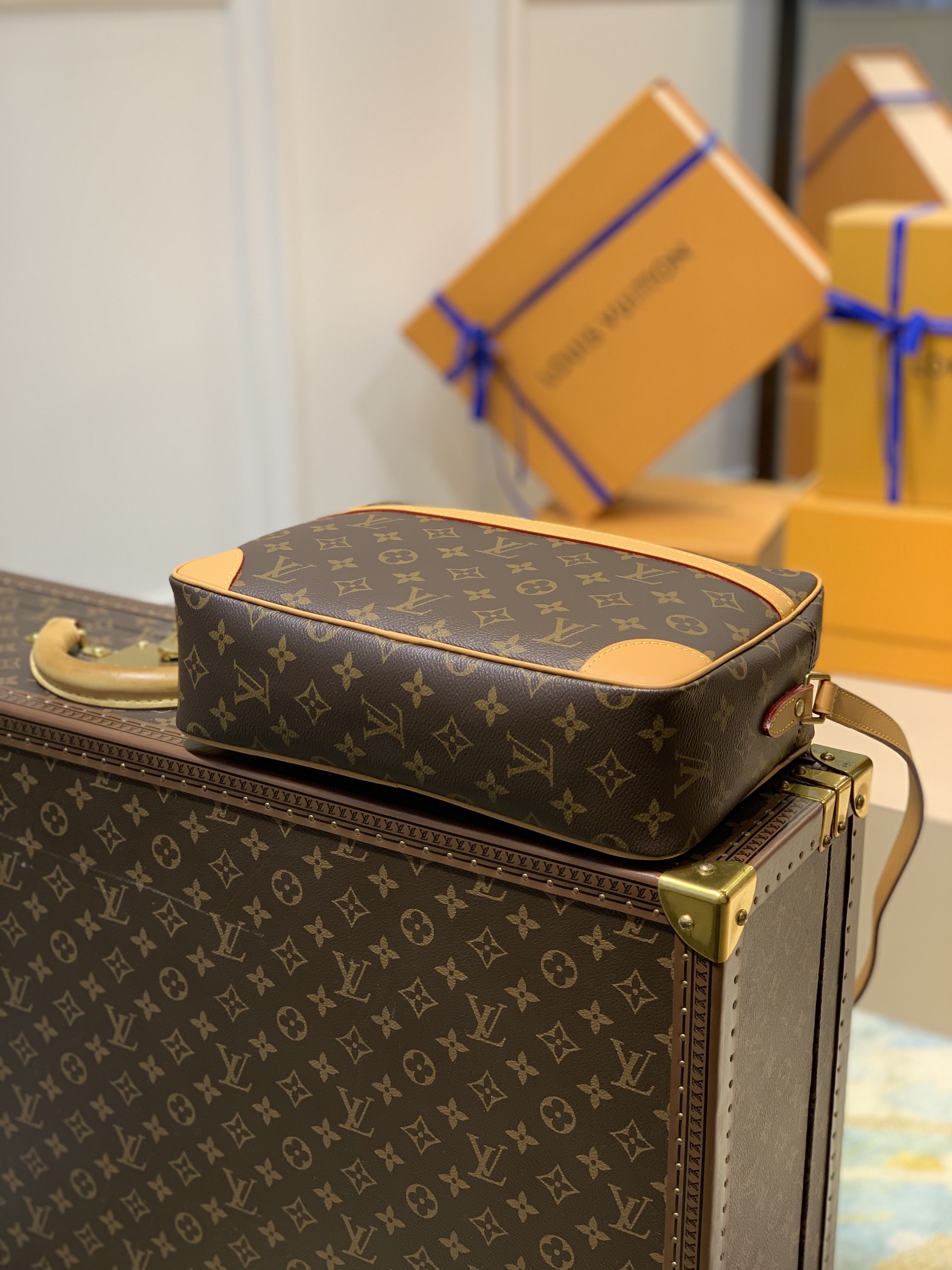 Louis Vuitton Vintage Camera Handbags -M51274 -27*17*7CM