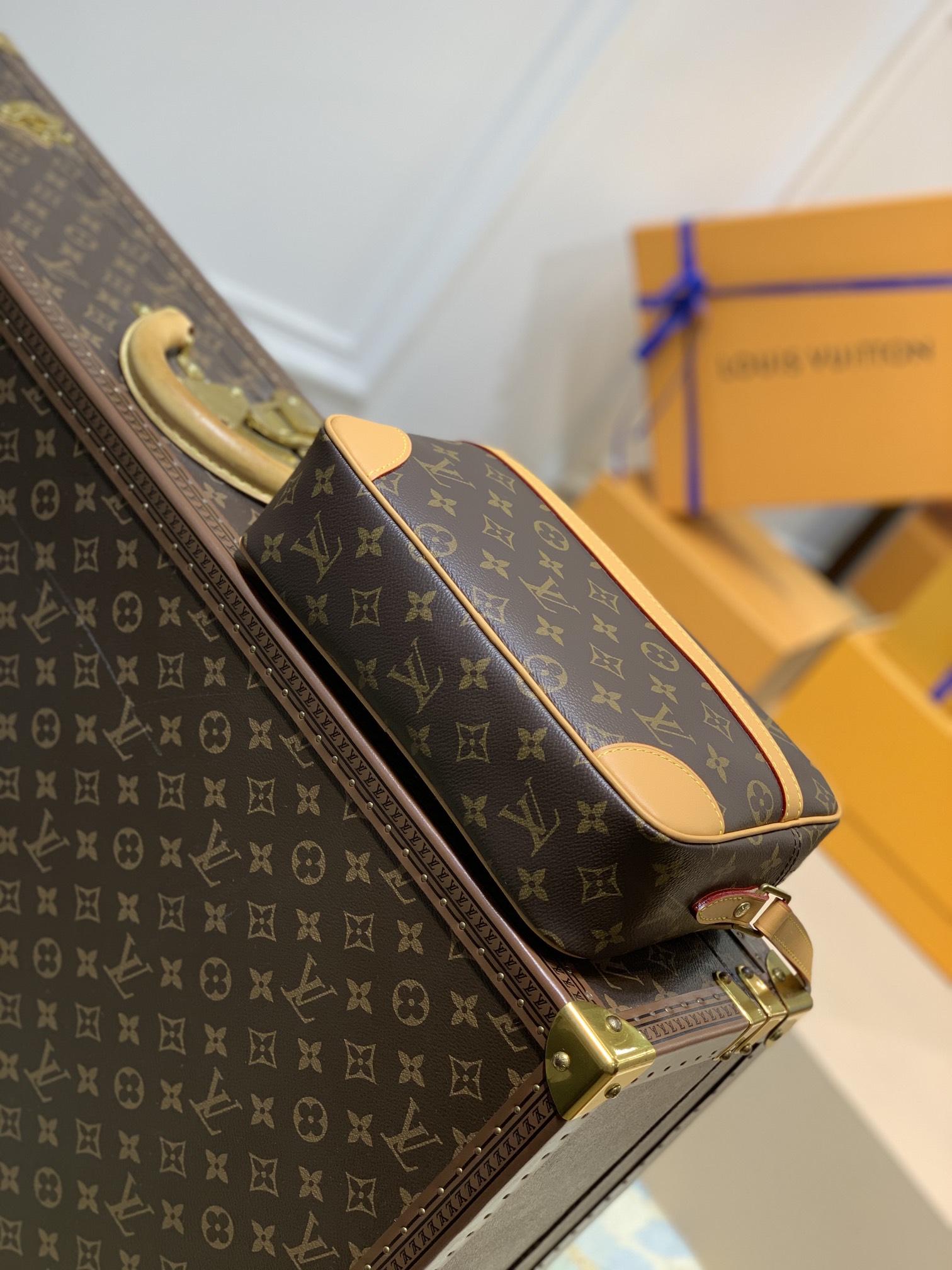 Louis Vuitton Vintage Camera Handbags -M51274 -23.5*15.5*5.5CM