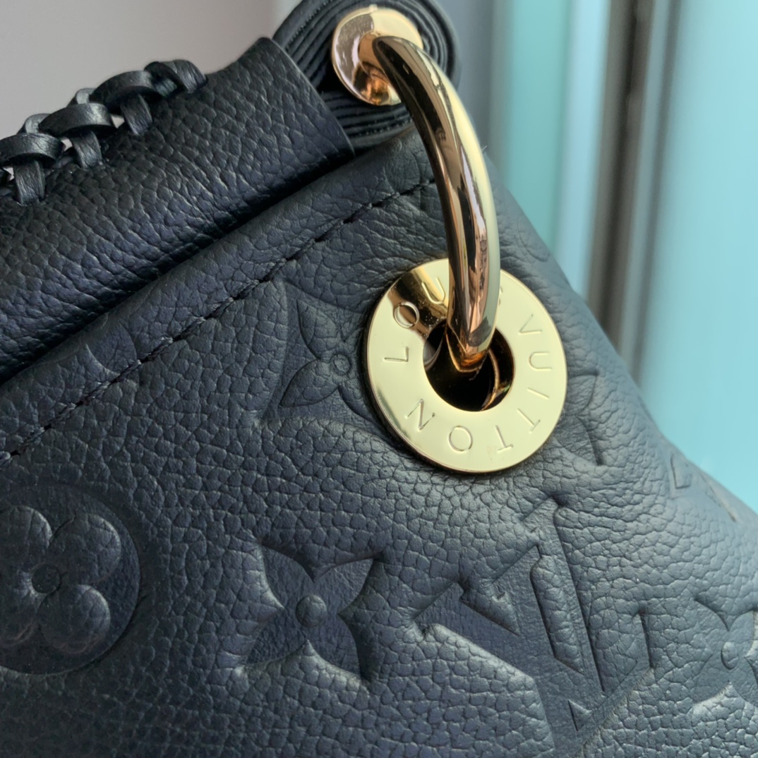 Louis Vuitton Artsy HandBag-Black-47*32*22CM