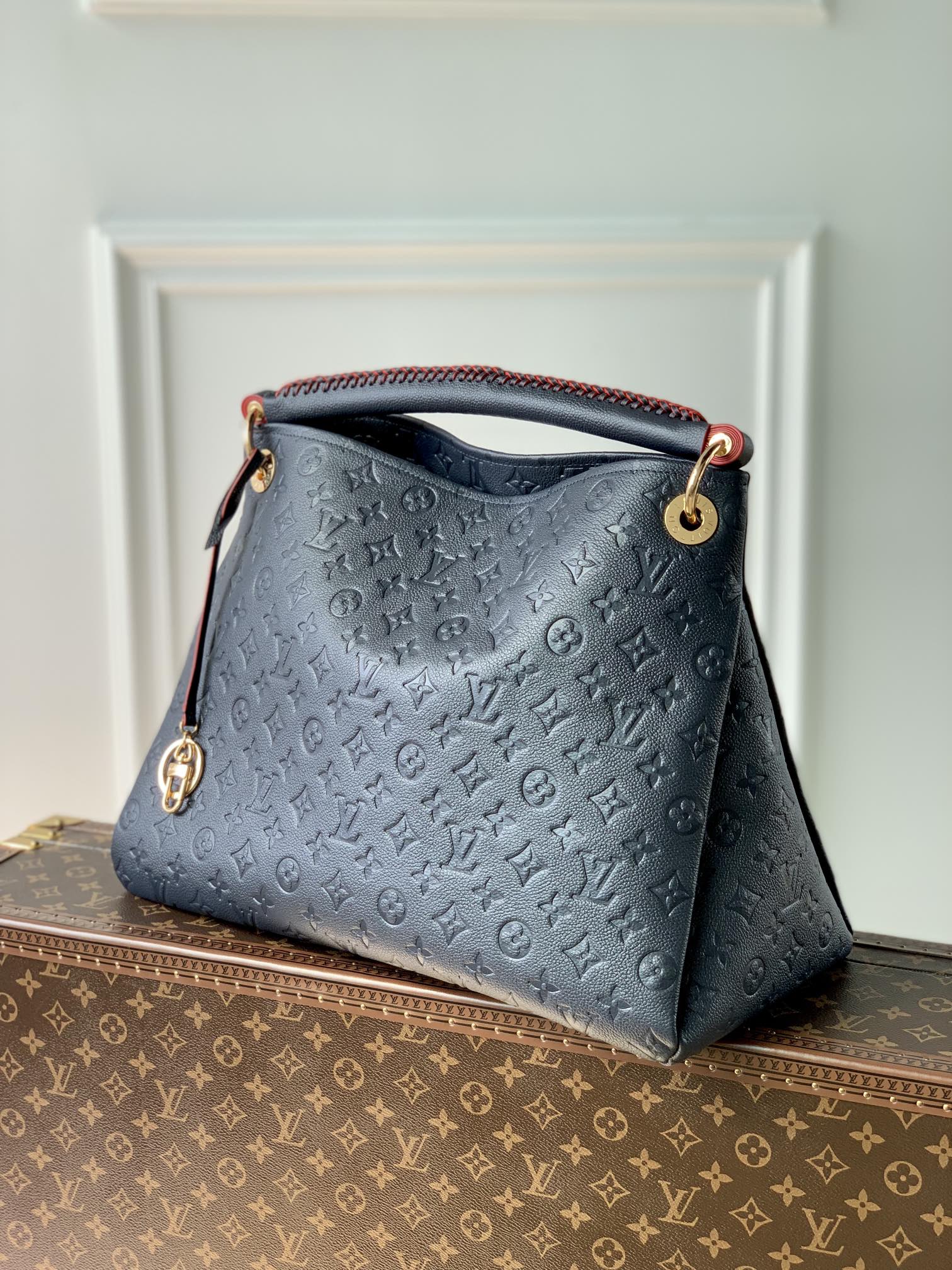 Louis Vuitton Artsy HandBag-Navy Blue-47*32*22CM