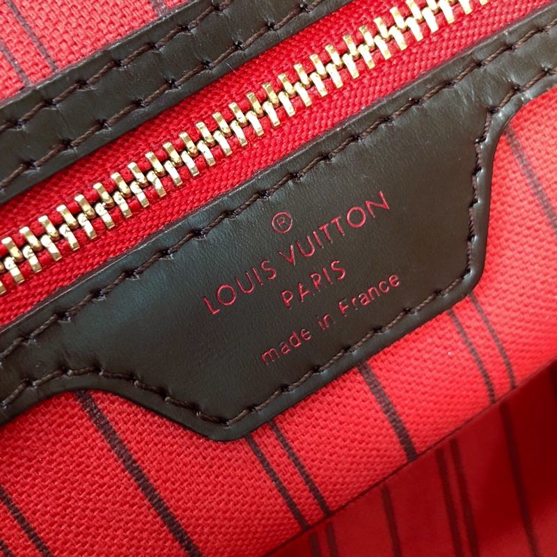 Louis Vuitton Neverfull GM ( Red Inside) -40*33*20CM