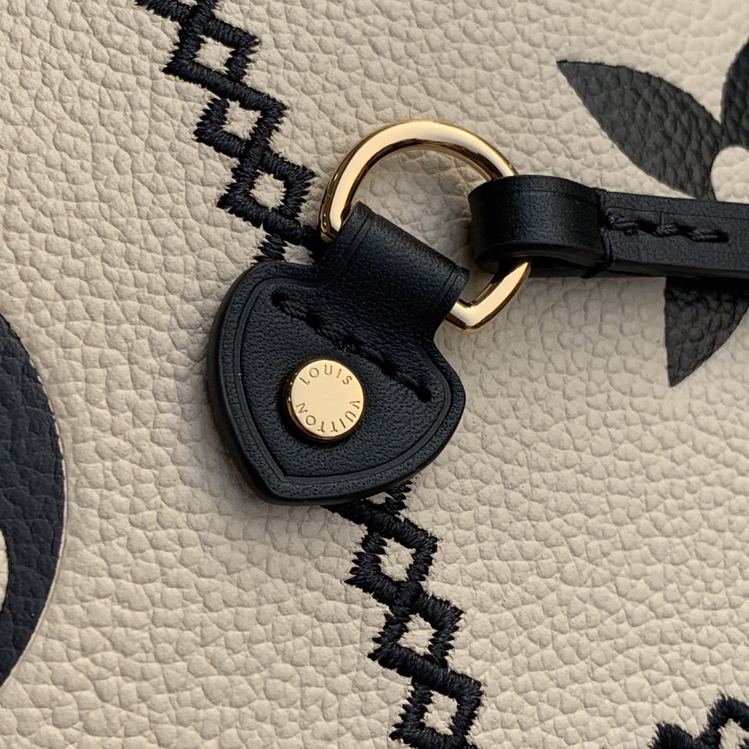 Louis Vuitton Neverfull Wild At Heart-32*29*17CM
