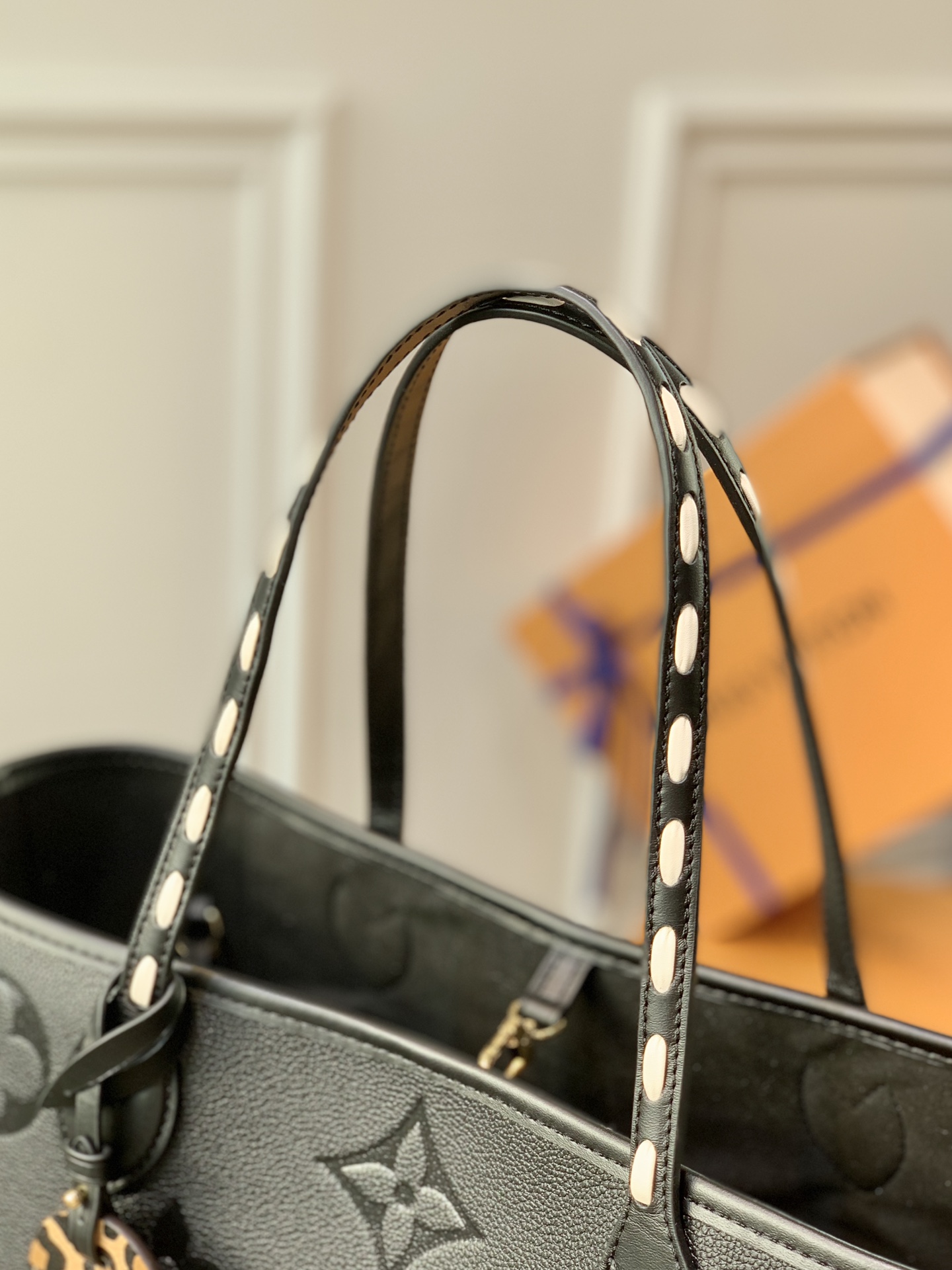 Louis Vuitton Neverfull MM-Red inside-32*29*17CM