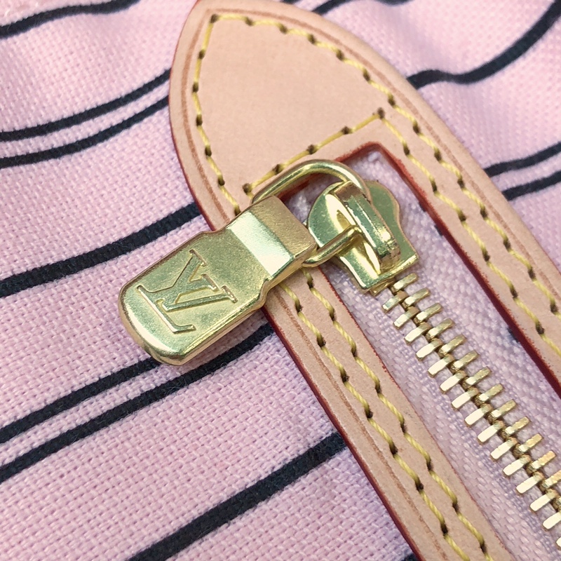 Louis Vuitton Neverfull MM (Pink Inside) -32*29*17CM