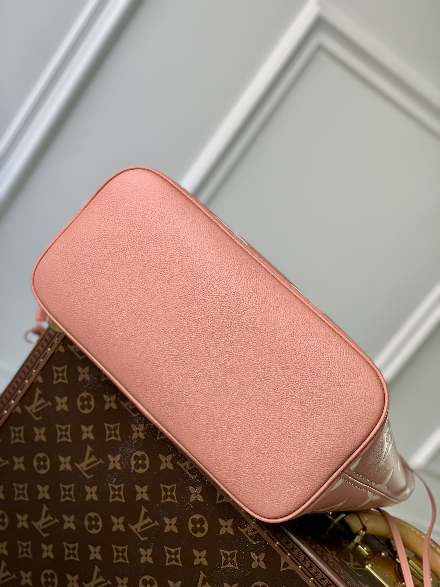 Louis Vuitton Neverfull MM (Red Inside) -32*29*17CM