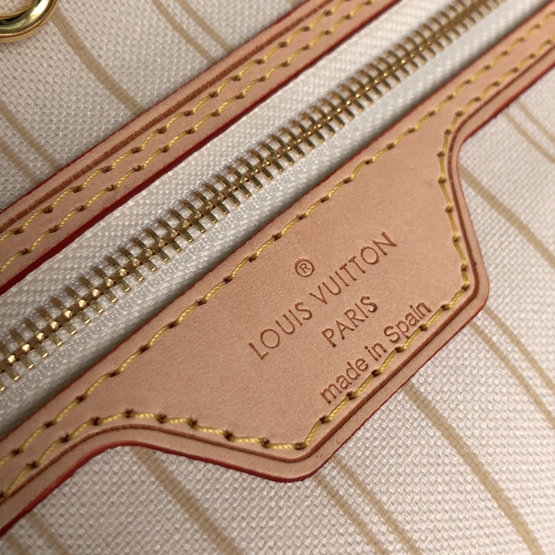Louis Vuitton Neverfull MM (Beige Inside) -32*29*17CM