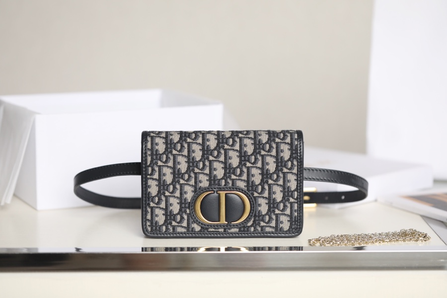 Diro Oblique 30 Montaigne-19*12.*4CM