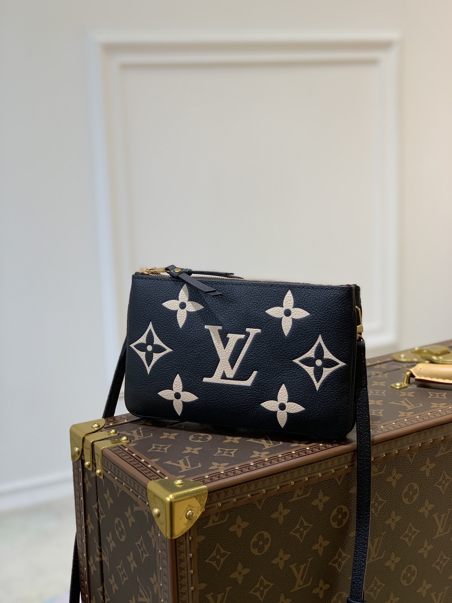 Louis Vuitton M80084 Pochette Double Zip Bag -20*12.5*3CM