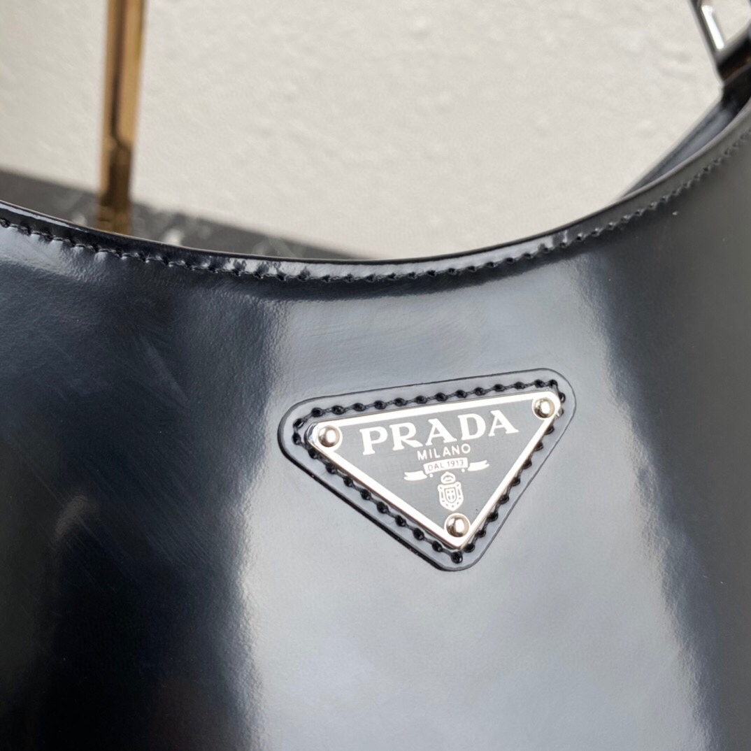 Prada Cleo Handbags-Patent Leather30X18.5X4CM Prada Cleo Handbags-Patent Leather30X18.5X4CM