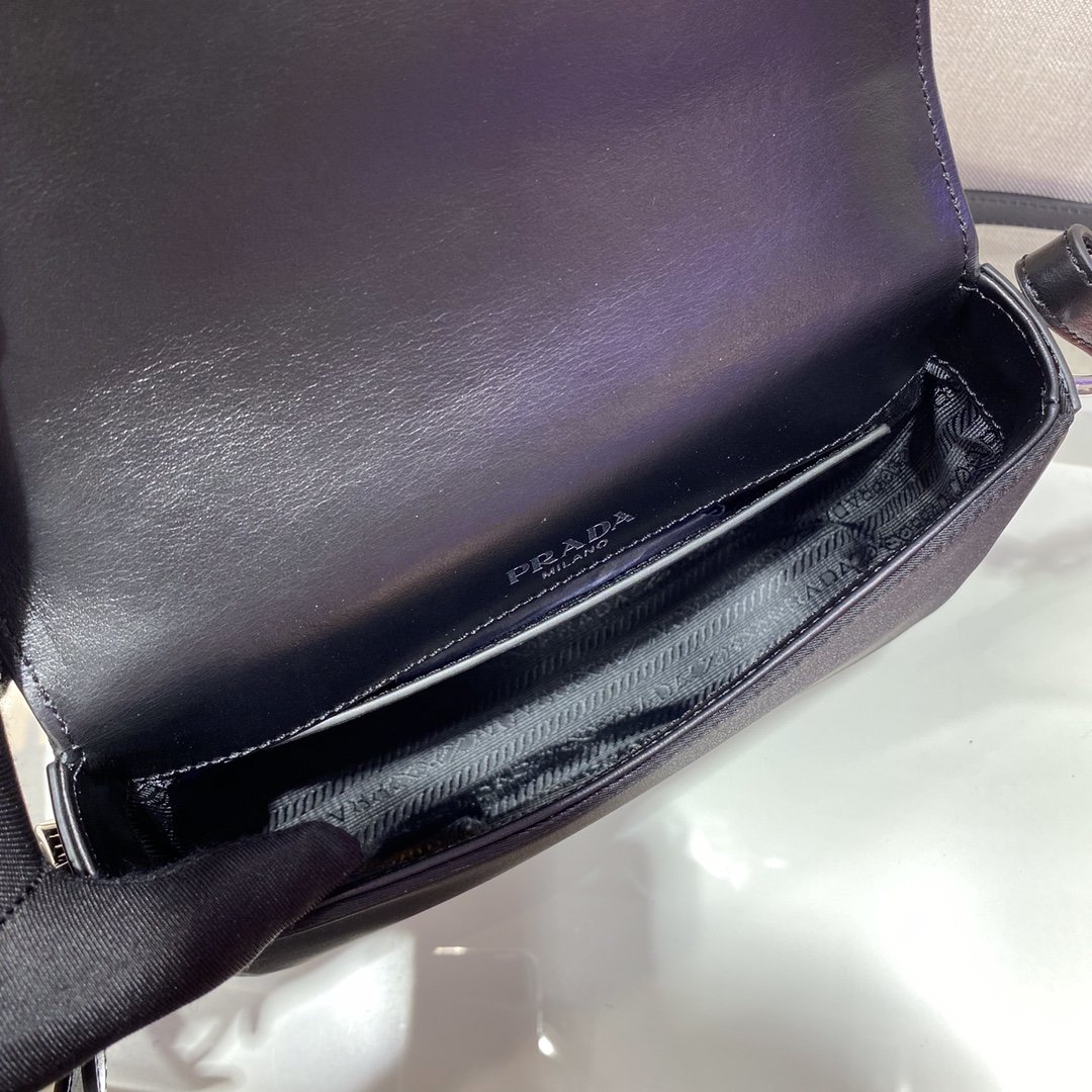 Prada Chain Bag 1BH171-21*16*6.5CM Prada Chain Bag 1BH171-21*16*6.5CM