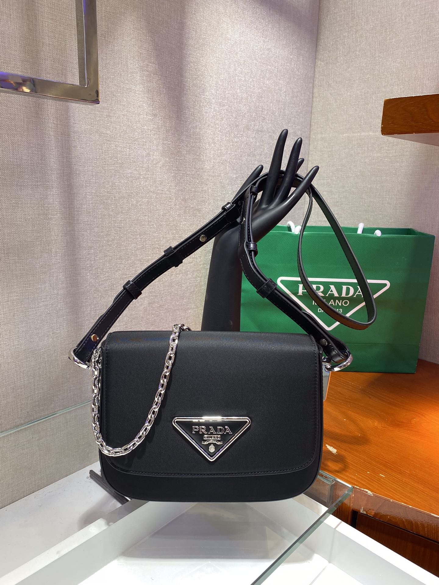 Prada Chain Bag 1BH171-21*16*6.5CM Prada Chain Bag 1BH171-21*16*6.5CM