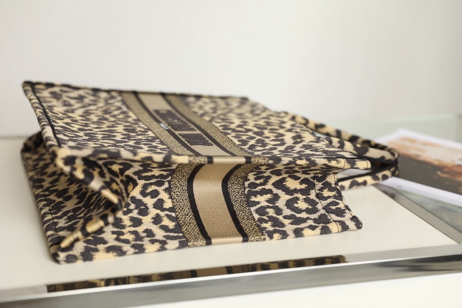 Diro Book Tote Bags-42*32*5CM