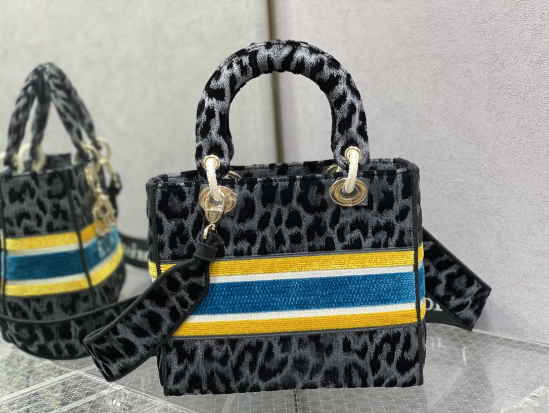 Lady Diro Handle Bag-24CM