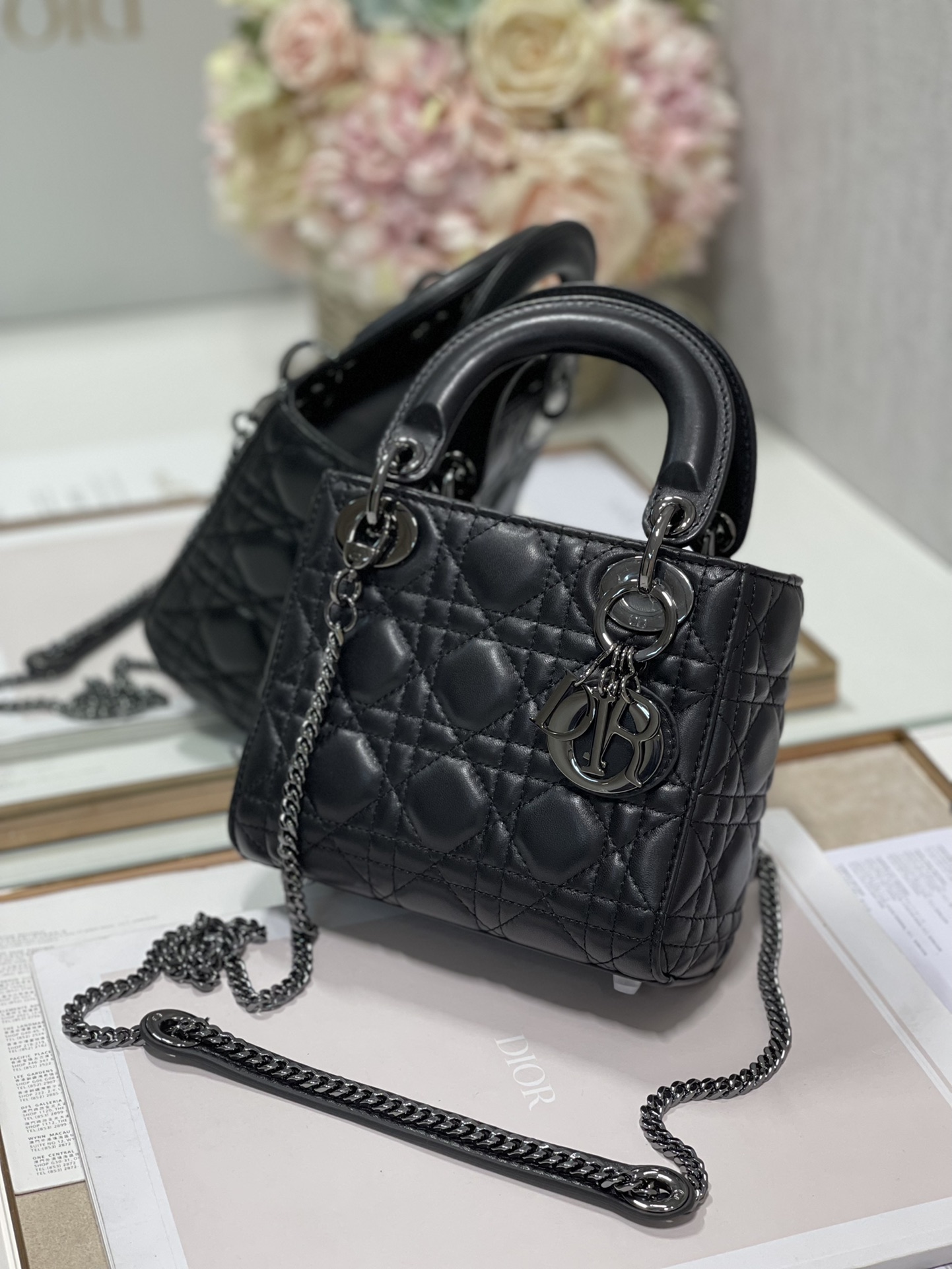 Lady Diro Handle Bags