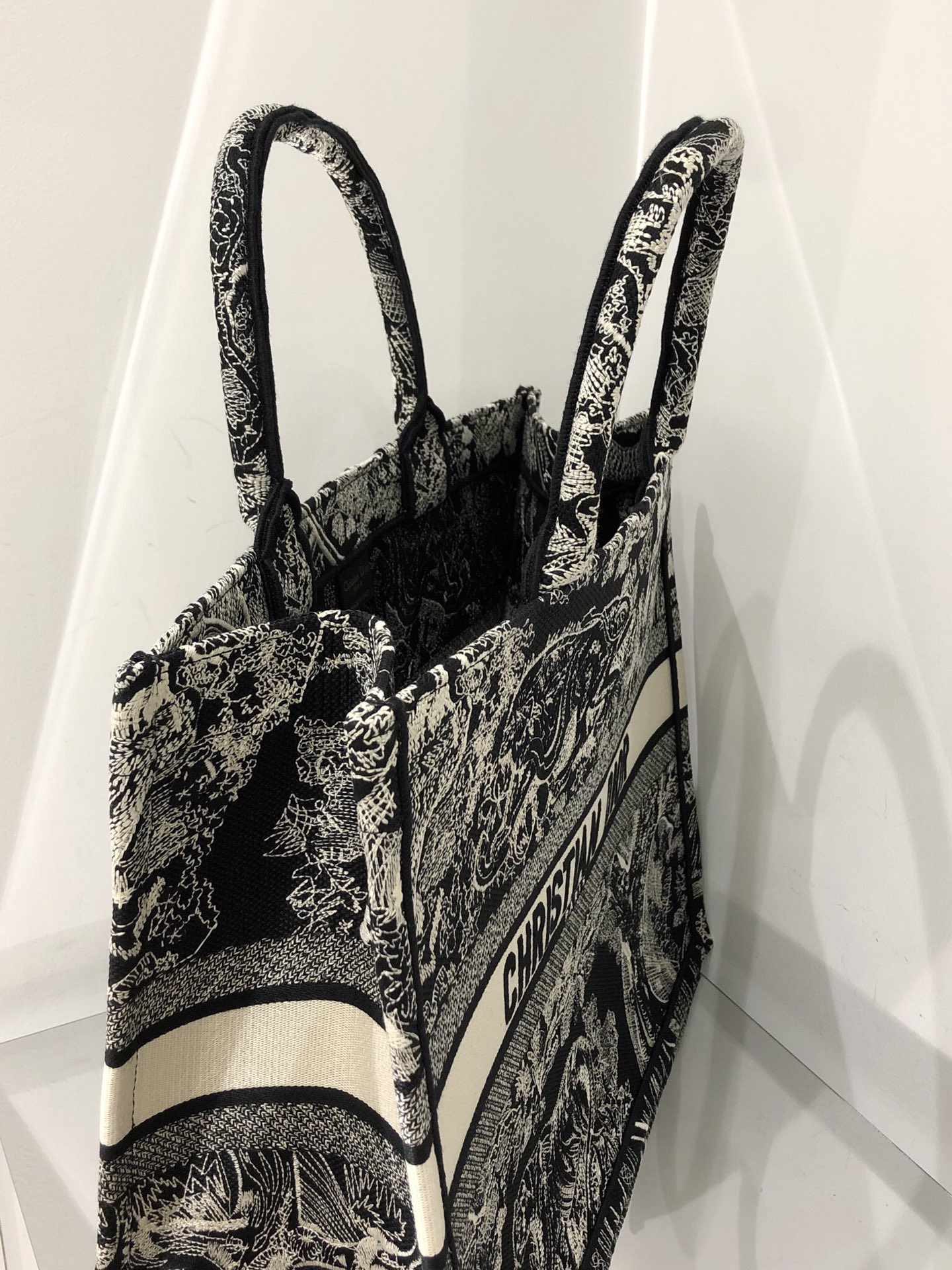 Diro Book Tote Bags-42*32*5CM