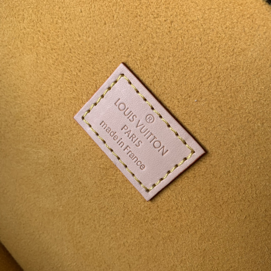 Louis Vuitton Jewelry Box-24*13*17CM