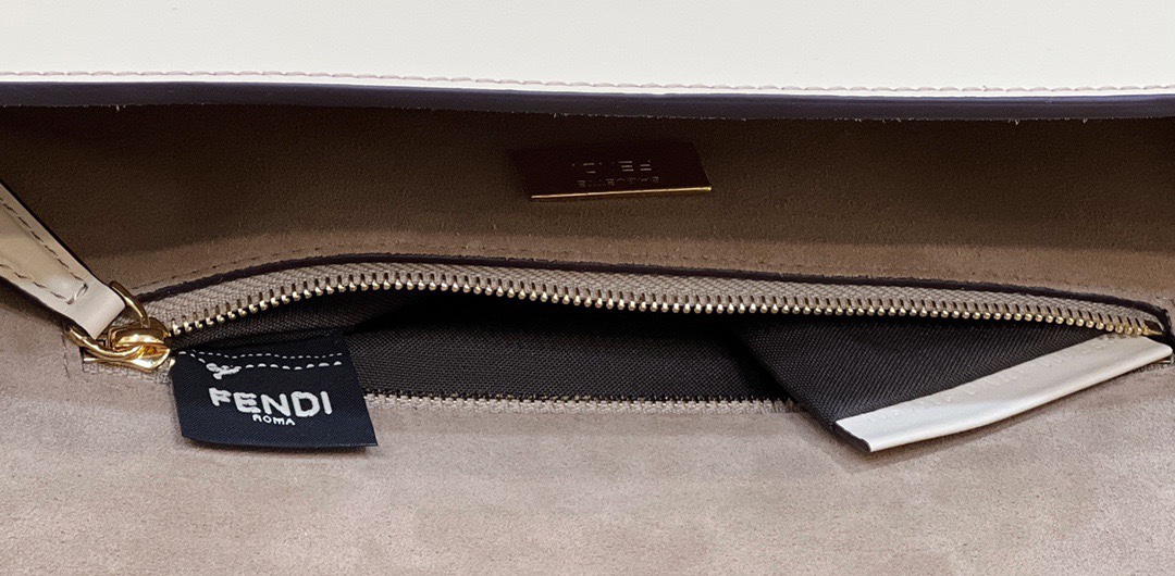 FendI Baguette Bag-26x14x4CM