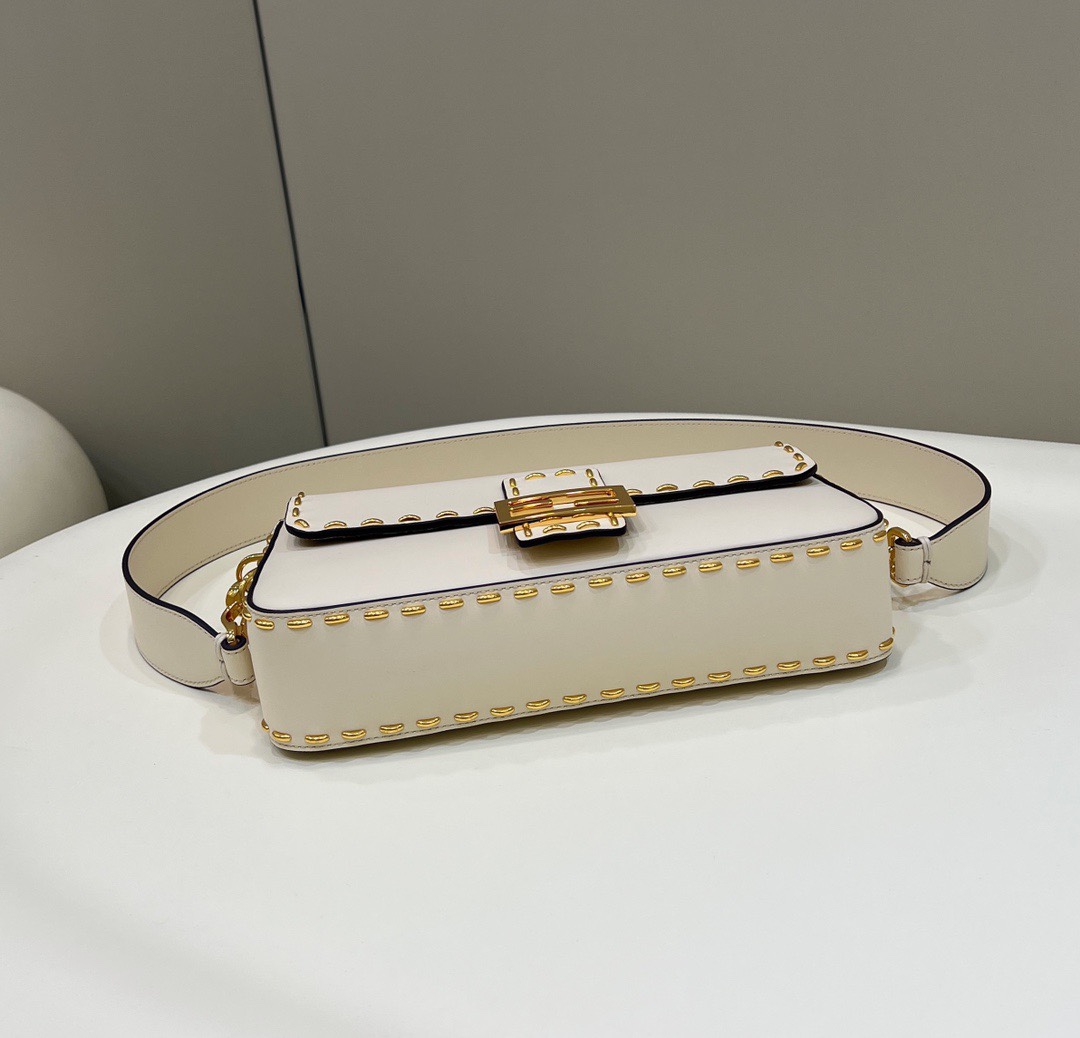 FendI Baguette Bag-26x14x4CM