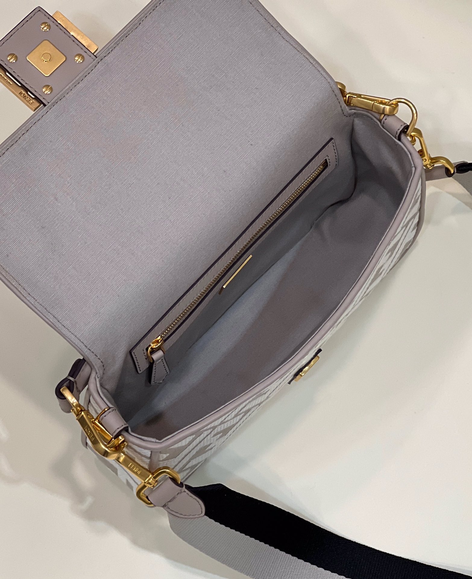 FendI Baguette Bag-27×6×14CM
