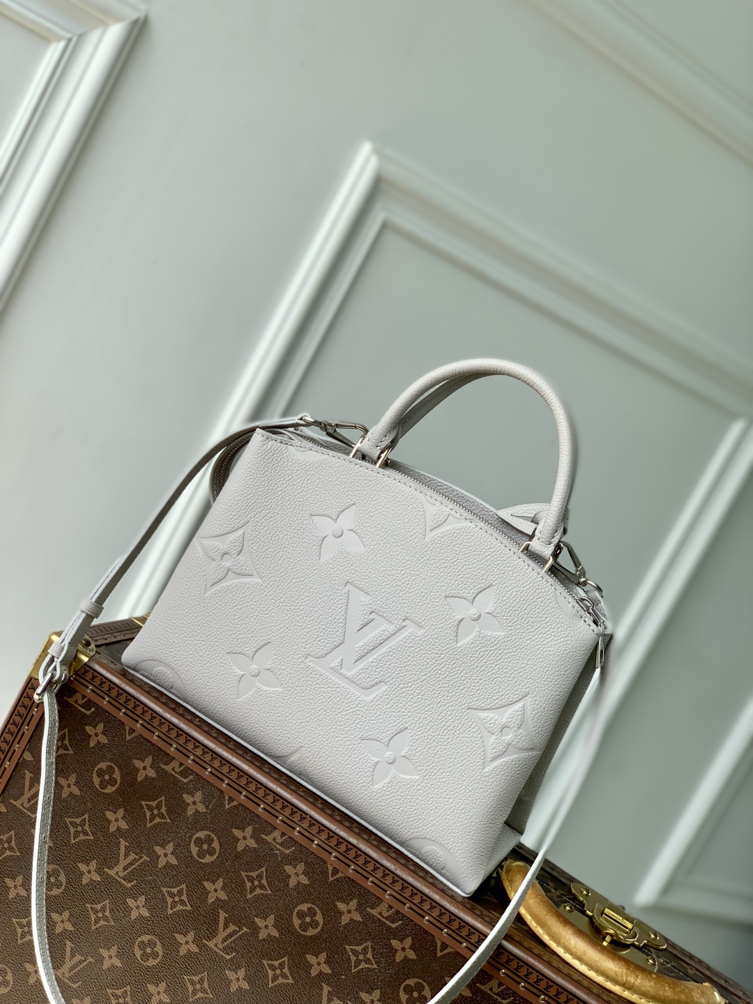 Louis Vuitton Petit Palais Handbags-M13803-29×18×12CM Louis Vuitton Petit Palais Handbags-M13803-29×18×12CM