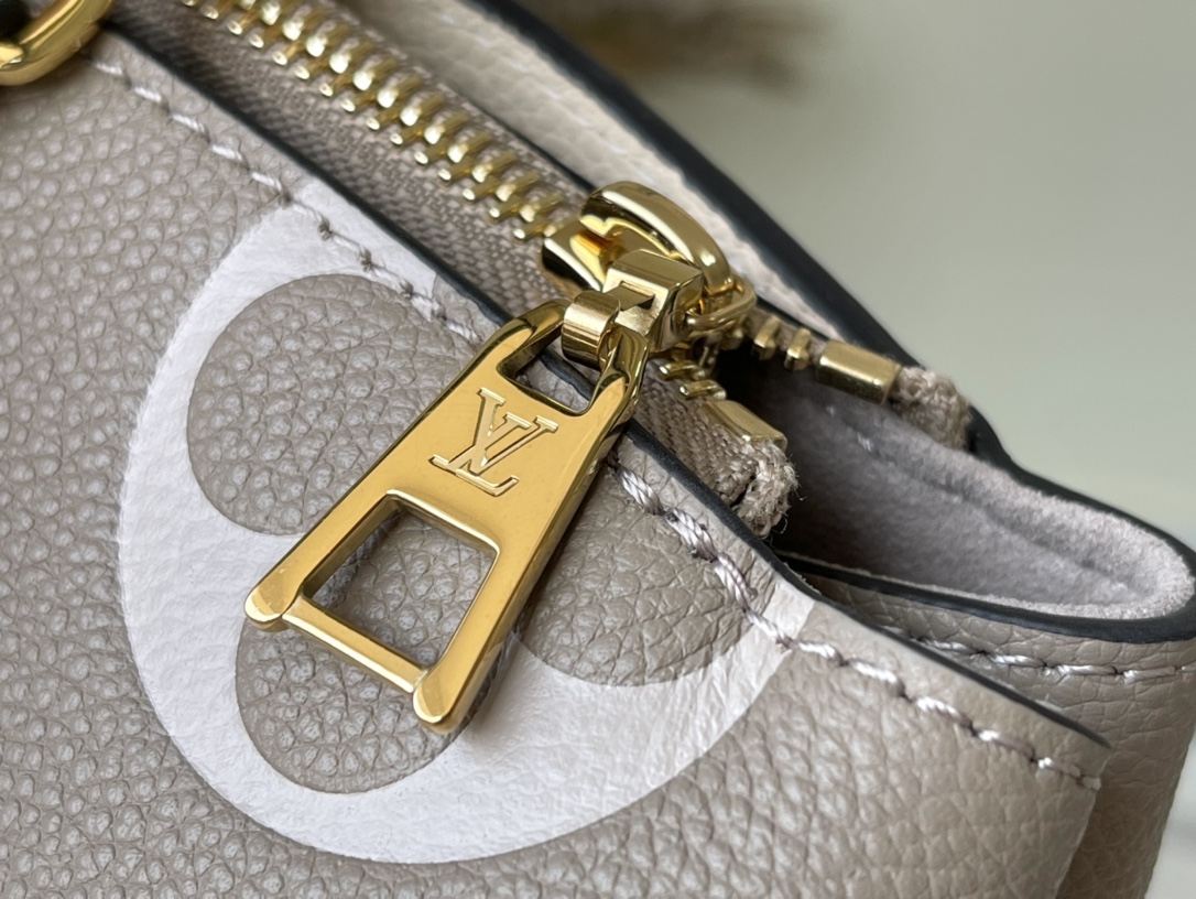 Louis Vuitton M45898 Petit Palais Handbags-34*24*15CM Louis Vuitton M45898 Petit Palais Handbags-34*24*15CM