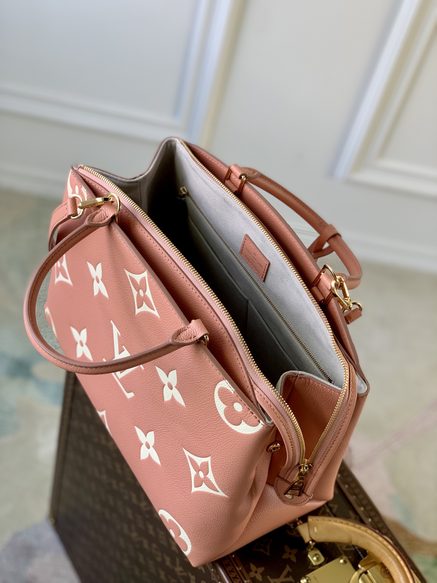 Louis Vuitton M45898 Petit Palais Handbags-34*24*15CM Louis Vuitton M45898 Petit Palais Handbags-34*24*15CM