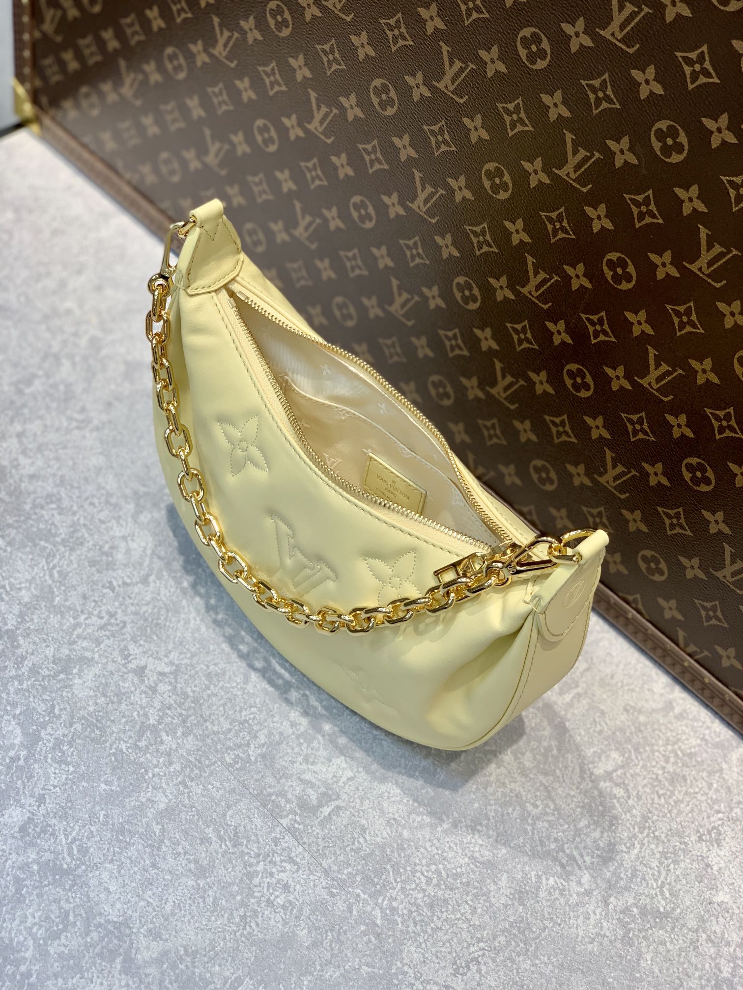 Louis Vuitton Over The Moon Handbag-27.5*16*7CM Louis Vuitton Over The Moon Handbag-27.5*16*7CM