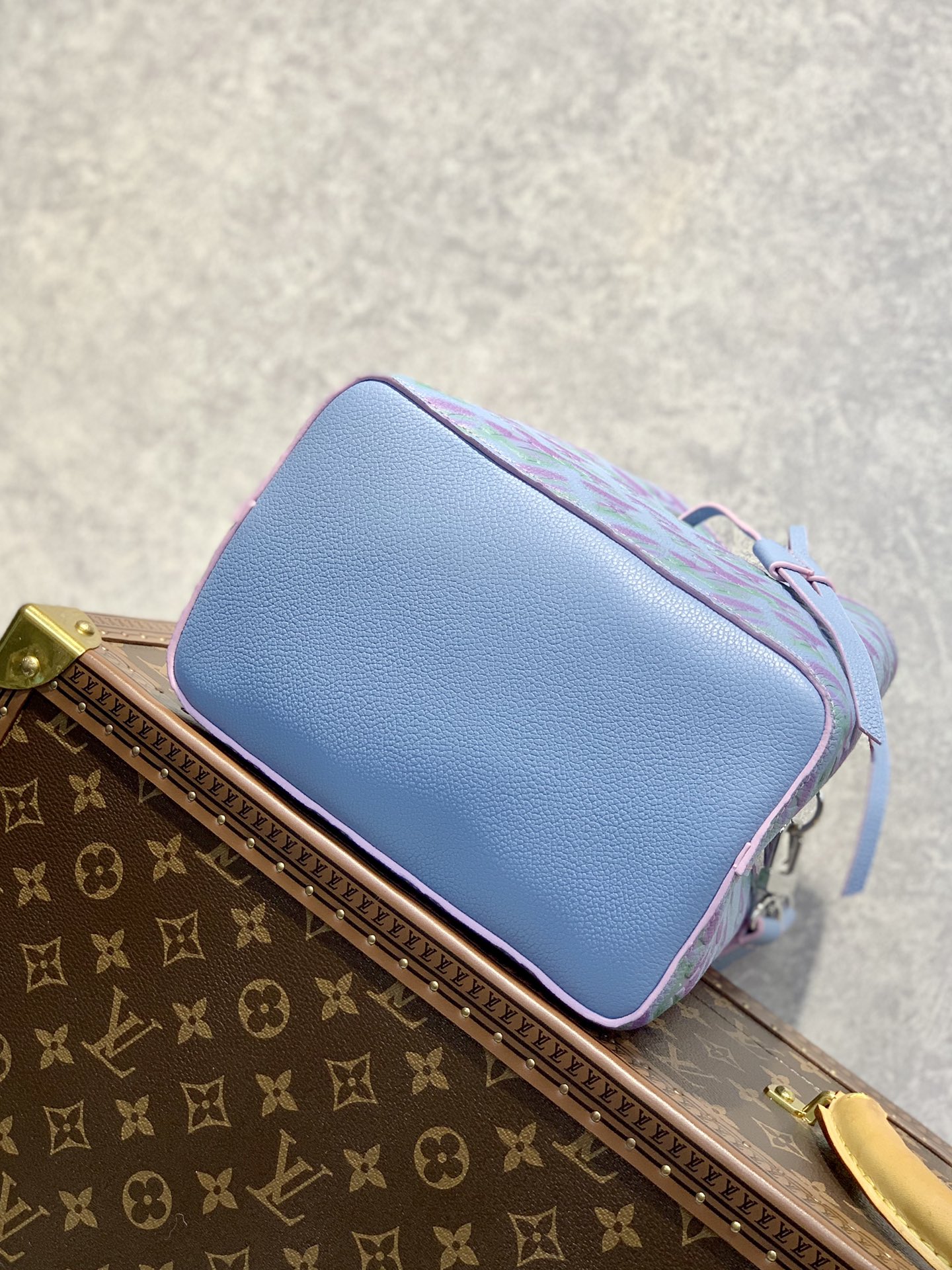 Louis Vuitton M46023 NeoNoe BB Handbag-20*20*13CM