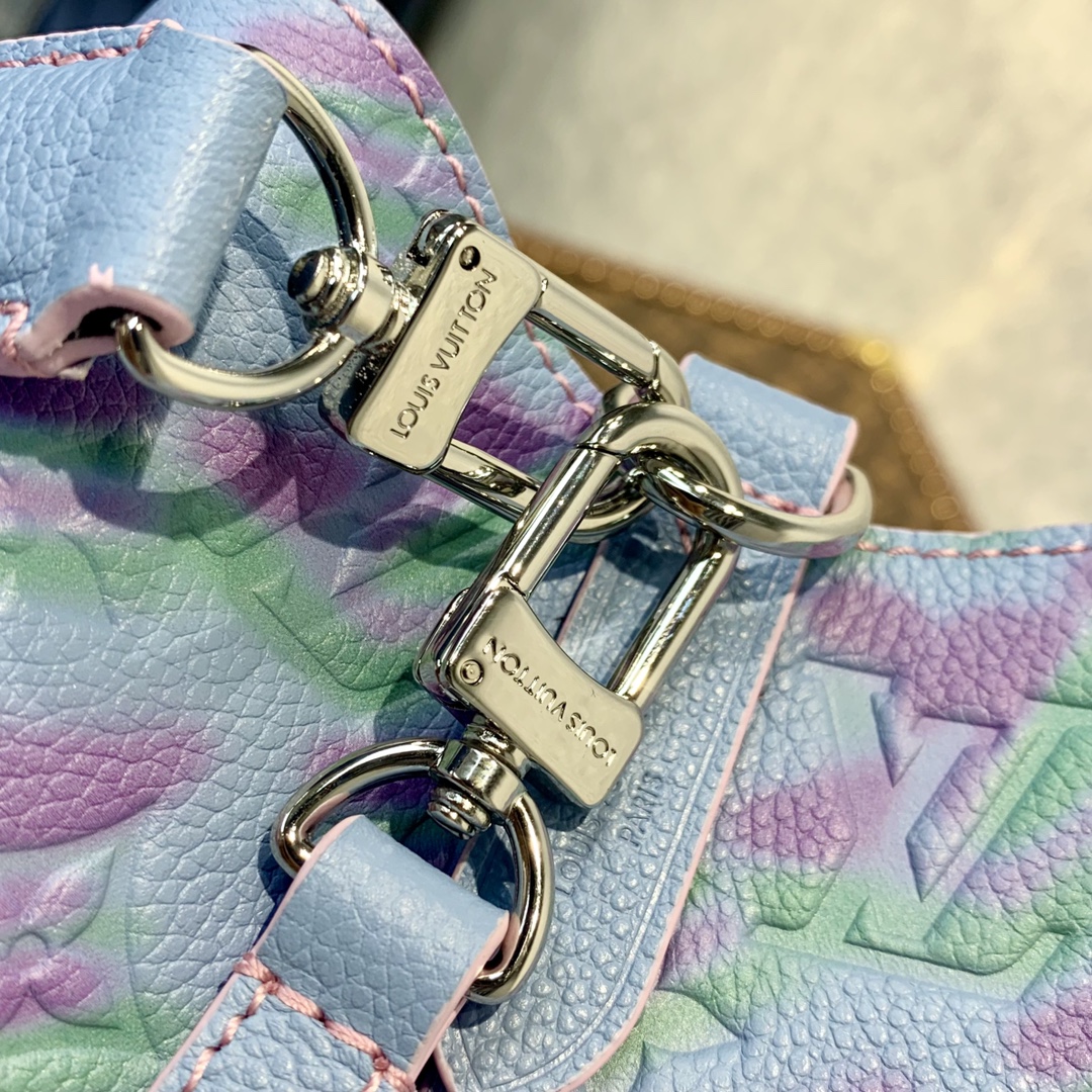 Louis Vuitton M46023 NeoNoe BB Handbag-20*20*13CM