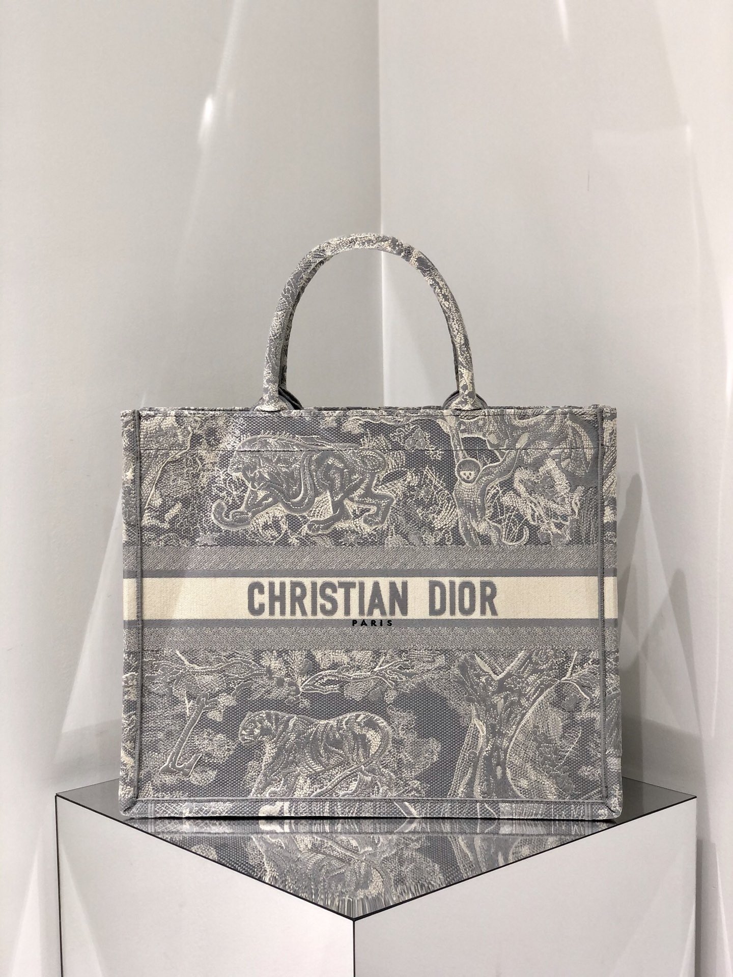 Diro Book Tote Bags-42*32*5CM